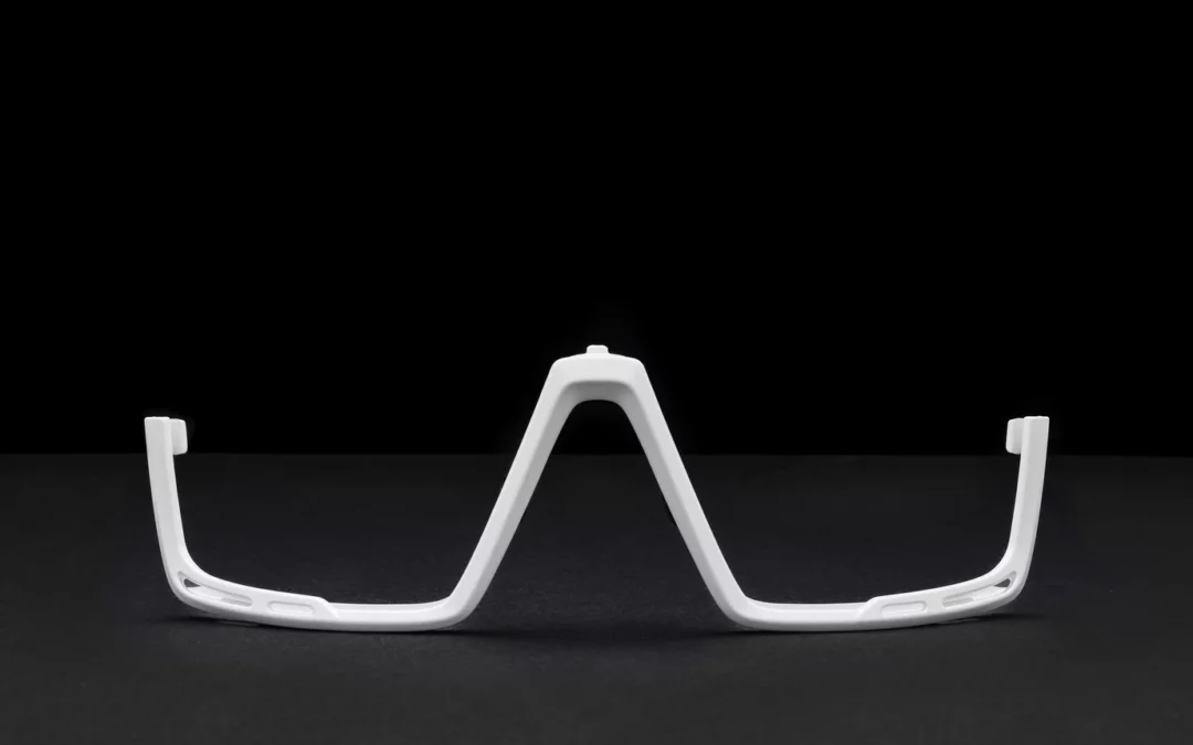 FULLFRAME ADAPTER RILEY | White