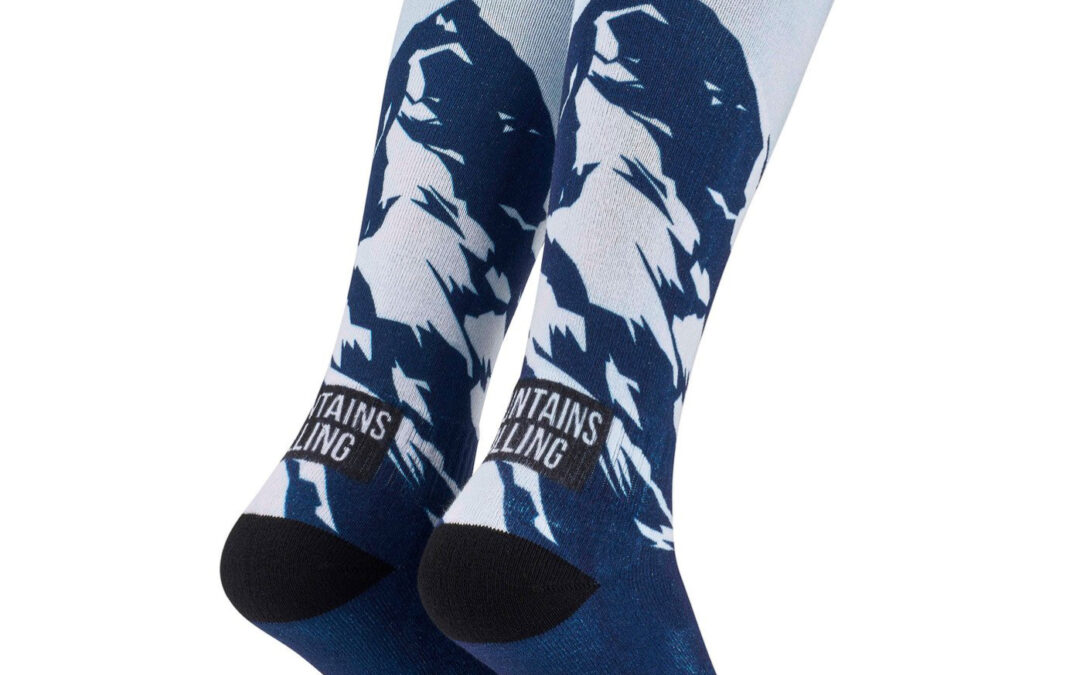 Skisocken POP TOES | JOHN – ‚Mountains Calling BLACK‘ | Size 43-46