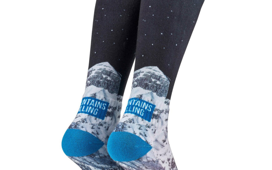 Skisocken POP TOES | JOHN – ‚Mountains Calling BLUE‘ | Size 35-38